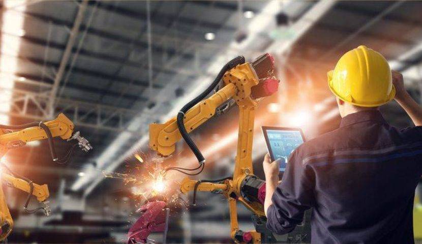 Why Production, Quality and Process Monitoring are the Heart of MES 5 Why Production, Quality and Process Monitoring are the Heart of MES