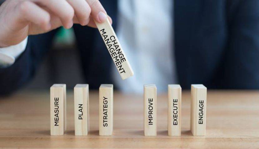 Five Steps to an Effective Change Management Process 9 Five Steps to an Effective Change Management Process