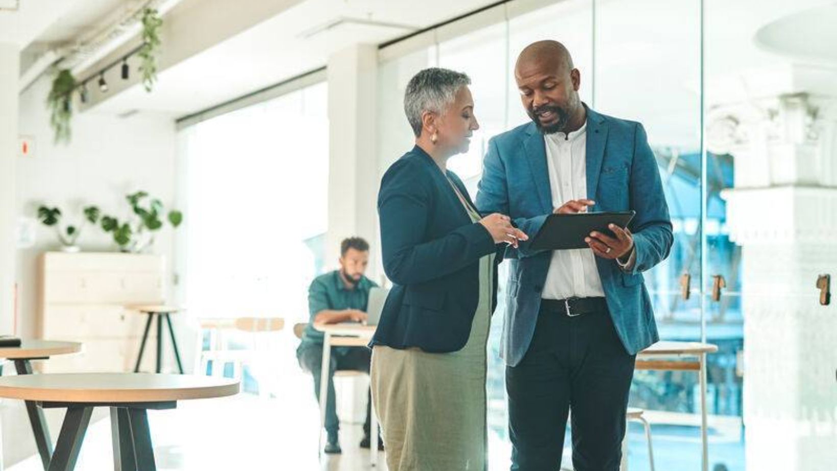 Implementing an ERP system - Selecting an ERP consulting firm 1 Implementing an ERP system - Selecting an ERP consulting firm