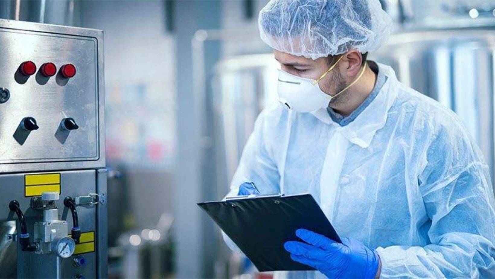 The Role of ERP in Food and Beverage Safety Compliance 1 The Role of ERP in Food and Beverage Safety Compliance Ultra Consultans